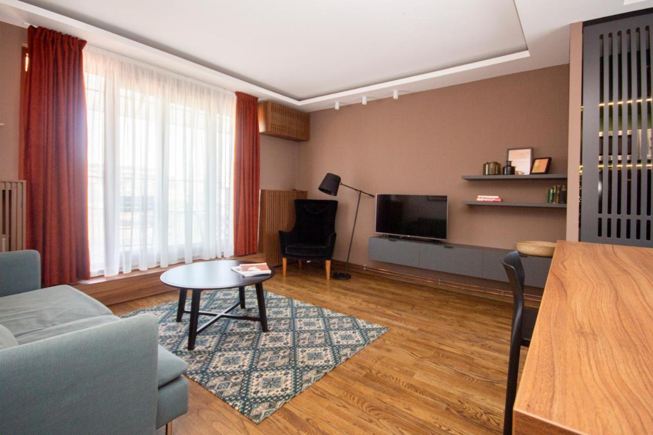 Apartamento Artisan'S Dwelling Belgrado Exterior foto