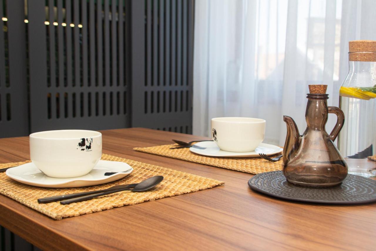 Apartamento Artisan'S Dwelling Belgrado Exterior foto