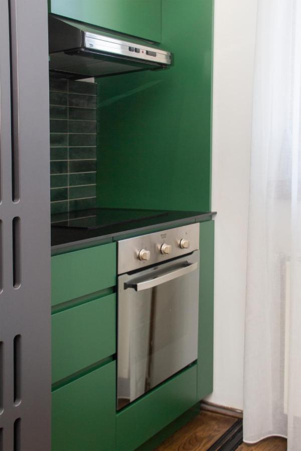 Apartamento Artisan'S Dwelling Belgrado Exterior foto